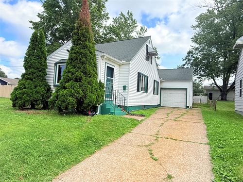 2145 38th St, Erie, PA, 16510-3668 | Card Image