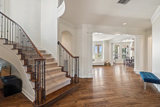 2413 Never Bend Cv, House other with 4 bedrooms, 4 bathrooms and 3 parking in Austin TX | Image 11