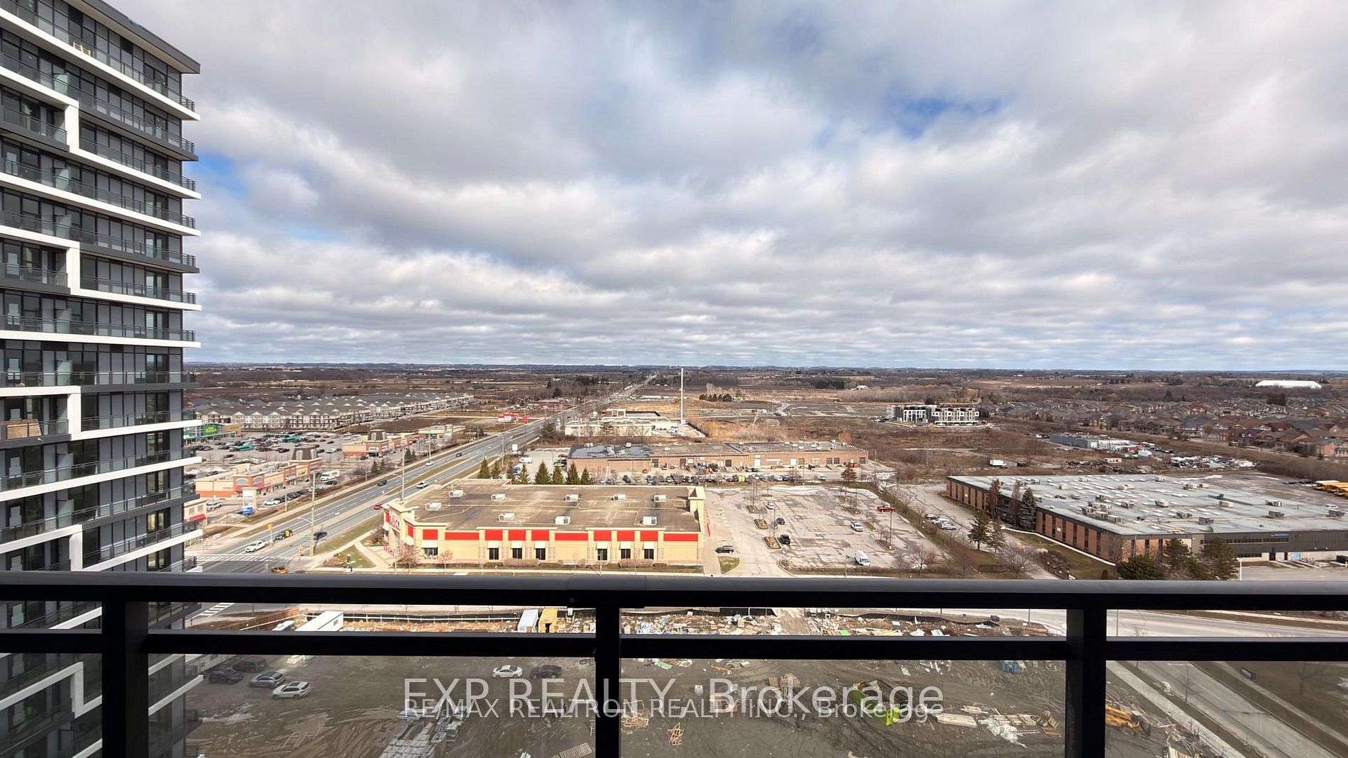 Residential Lease in Markham 5