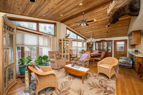 5502 Regis Trl Ne, Fridley, MN, 55432-5946 | Card Image