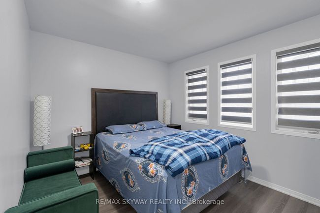 19 Rednor Dr, House attached with 4 bedrooms, 4 bathrooms and 4 parking in Brampton ON | Image 22