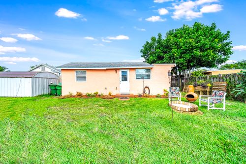 b-3901 Lakewood Rd, Lake Worth Beach, FL, 33461-3547 | Card Image