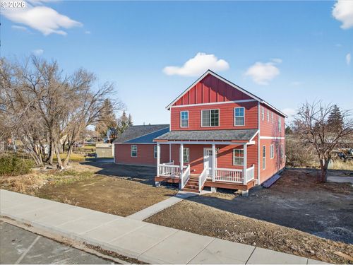 230 E St, North Powder, OR, 97867-5000 | Card Image