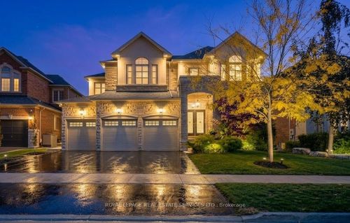 3244 Ribble Cres, Oakville, ON, L6M0B1 | Card Image