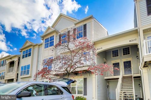unit-201-8205 Crossbrook Ct, LORTON, VA, 22079-4620 | Card Image