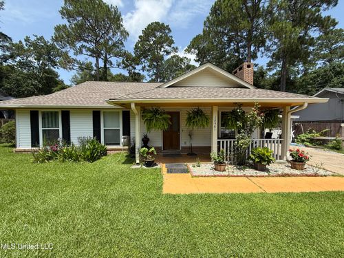 12461 Red Fox Dr, Gulfport, MS, 39503-2416 | Card Image