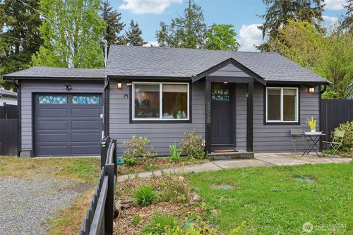13428 6th Ave S, Burien, WA, 98168-2706 | Card Image