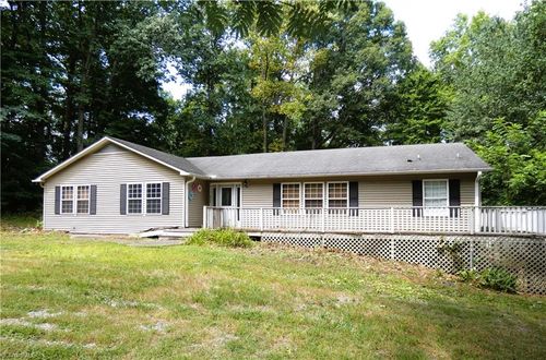 157 Brier Creek Rd, Advance, NC, 27006-7151 | Card Image