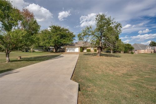106 Marys Ln, Weatherford, TX, 76086-5000 | Card Image