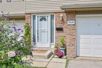 508C Grey St, Townhouse with 3 bedrooms, 1 bathrooms and 2 parking in Brantford ON | Image 2