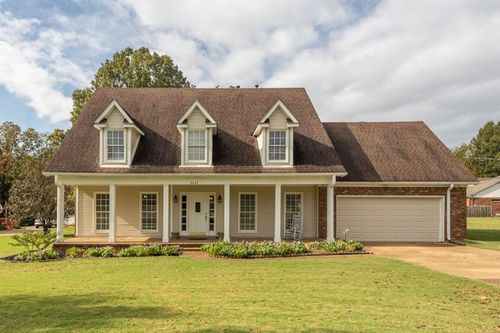 3245 Harrell Dr, Arlington, TN, 38002-4262 | Card Image