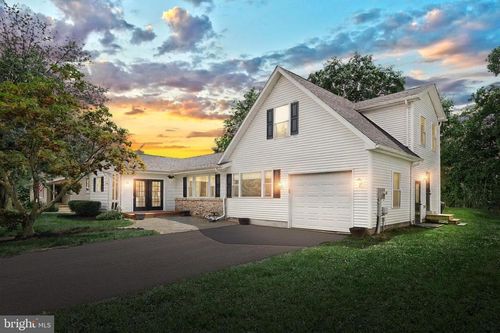 12 Keller Ave, HELLAM, PA, 17406-9011 | Card Image