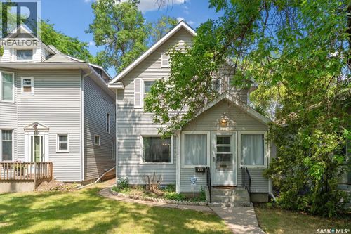 108 31st St W, Saskatoon, SK, S7L0P5 | Card Image