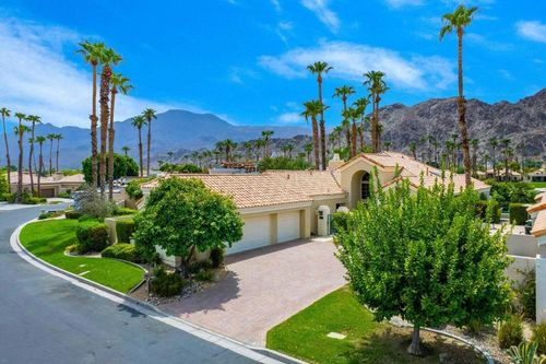 55649 Pinehurst, La Quinta, CA, 92253-4720 | Card Image