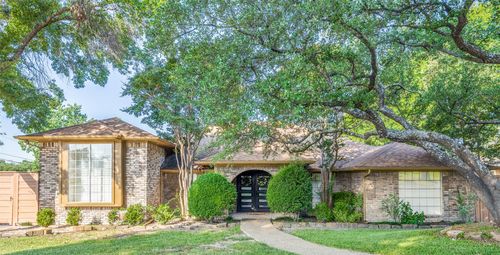 8517 Clover Meadow Dr, Dallas, TX, 75243-7624 | Card Image