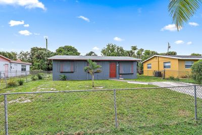 3131 T Avenue, House other with 3 bedrooms, 1 bathrooms and null parking in Riviera Beach FL | Image 1