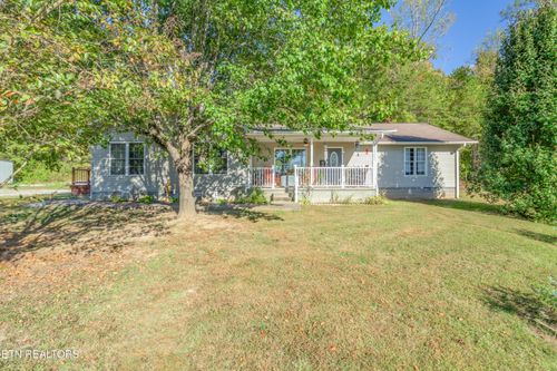 130 Anderson Ln, Harriman, TN, 37748-4744 | Card Image