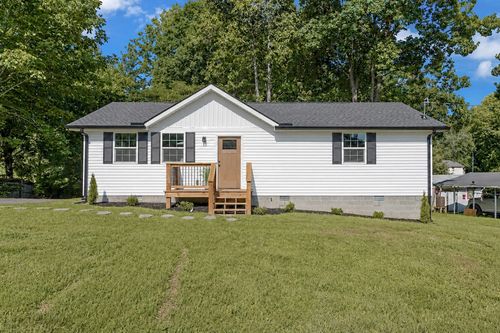 1101 Chestnut Dr, Burns, TN, 37029-6059 | Card Image