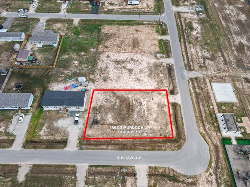 18603 Murdoch Dr, Conroe, TX, 77306-1512 | Card Image