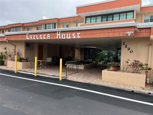 apt-209-2290 Aaron St, Port Charlotte, FL, 33952-5257 | Card Image