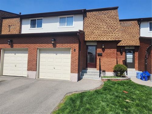 8-899 Stone Church Rd E, Hamilton, ON, L8W1B2 | Card Image