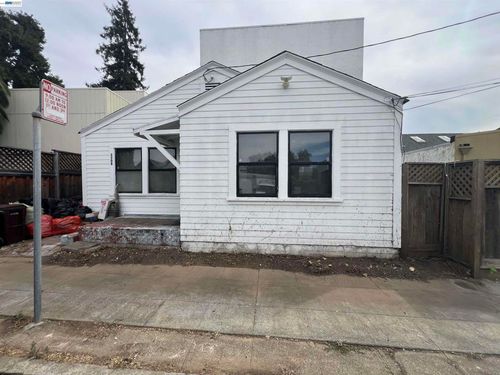 3308 Loma Vista Way, Oakland, CA, 94619 | Card Image