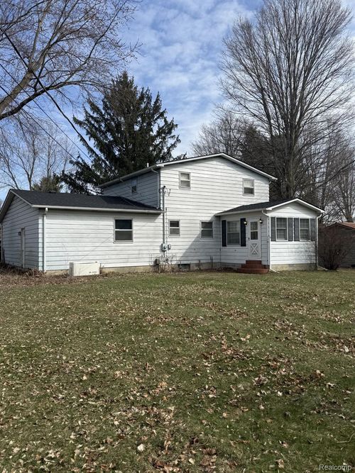 591 Gregory Dr, Lapeer, MI, 48446-3322 | Card Image