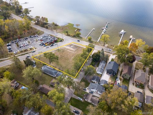 1035 E Walled Lake Dr, Walled Lake, MI, 48390 | Card Image