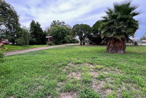 18561 Primera Rd, Harlingen, TX, 78552-4061 | Card Image
