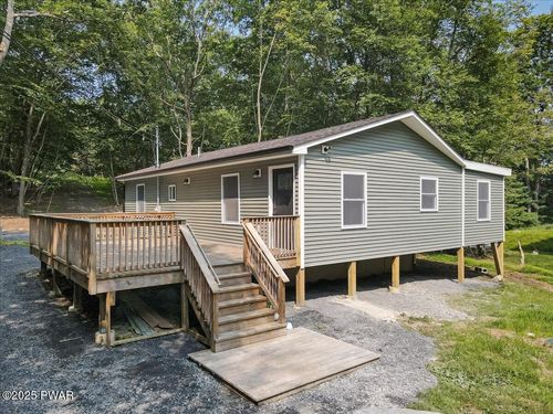106 Edgewater Dr, Dingmans Ferry, PA, 18328-4006 | Card Image