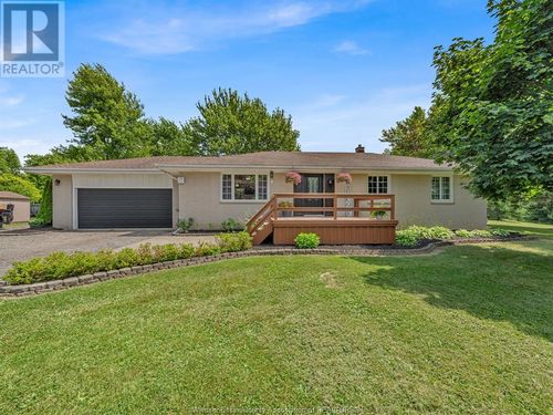 826 Talbot Trail, Wheatley, ON, N0P2P0 | Card Image
