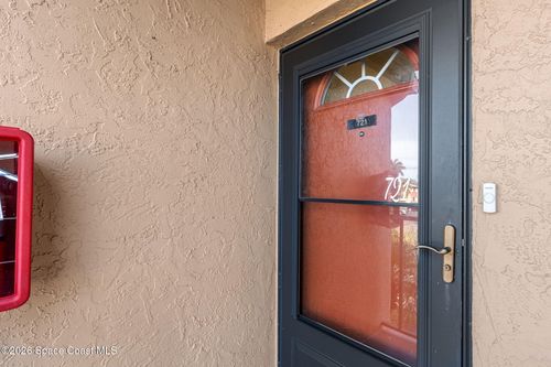 721-2369 Golf Lake Cir, Melbourne, FL, 32935-1900 | Card Image