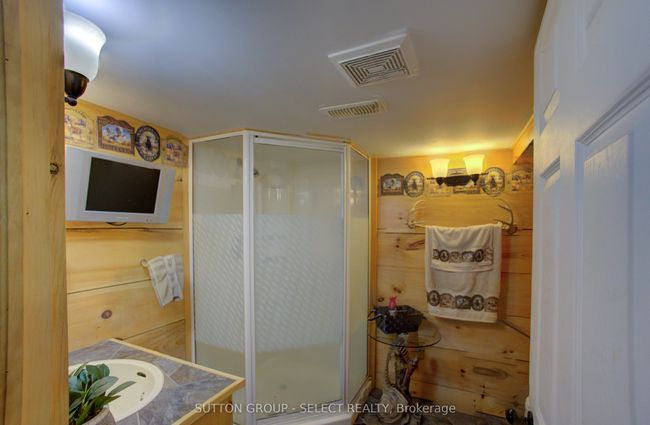 1013 Perth Rd 139, House other with 3 bedrooms, 2 bathrooms and 8 parking in Granton ON | Image 33