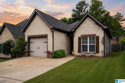136 Sharpe St, STERRETT, AL, 35147-9535 | Card Image