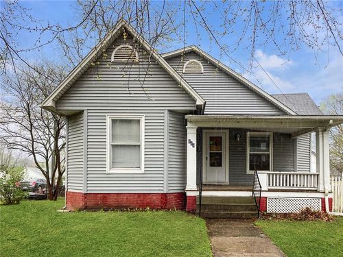 869 S Redman Ave, Marshall, MO, 65340-2746 | Card Image