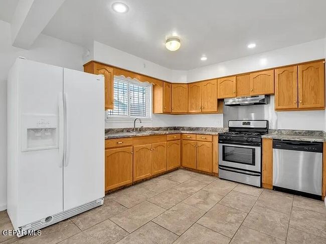 Kitchen2 | Image 11