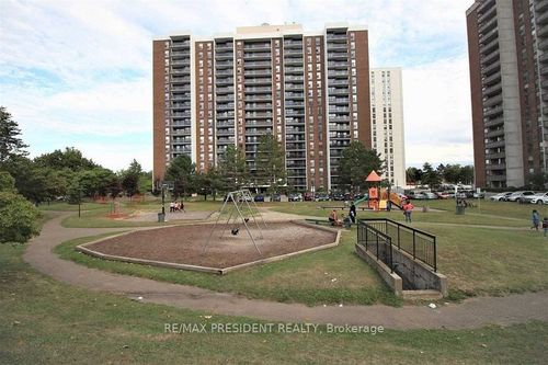 103-17 Knightsbridge Rd, Brampton, ON, L6T3X9 | Card Image