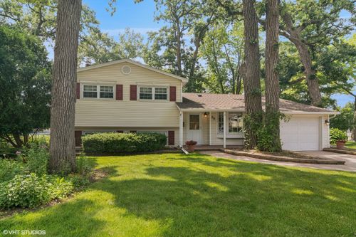 32 Hilltop Dr, Schaumburg, IL, 60193-1581 | Card Image