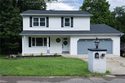 83 Wellington Way, Charleston, WV, 25313-2094 | Card Image