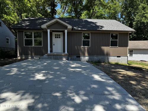 121 Jonathan Lane, Oak Ridge, TN, 37830 | Card Image