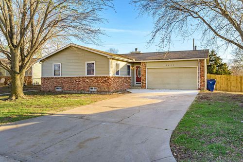 2403 E Robbins St, Park City, KS, 67219-1570 | Card Image