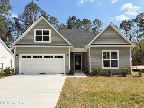 9081 National Ave Ne, Leland, NC, 28451-8353 | Card Image