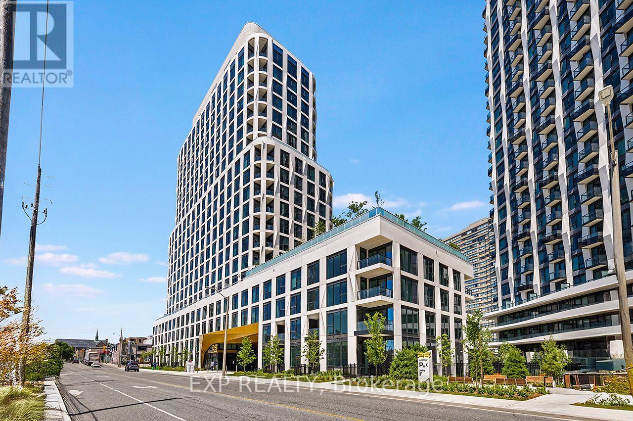 Residential Lease in Toronto (Islington-City Centre West) 4