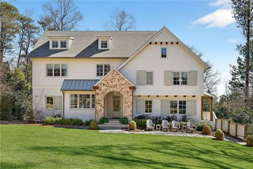 524 Bryn Mawr Ln Nw, Atlanta, GA, 30327-3517 | Card Image