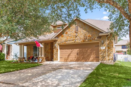 152 Brook Mdws, Cibolo, TX, 78108-3284 | Card Image