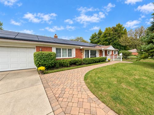 3843 Springdale Ave, Glenview, IL, 60025-2437 | Card Image