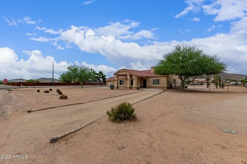 36206 N 11th Ave, Phoenix, AZ, 85086-9515 | Card Image