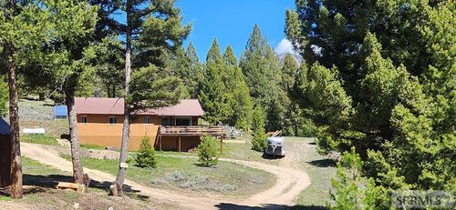 34 Grizzly Bear Road, Salmon, ID, 83467 | Card Image