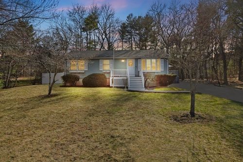 71 Wren St, East Taunton, MA, 02718-1079 | Card Image