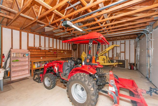 Garage | Image 46